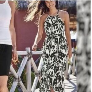 ATHLETA IKAT Bloom Ripple Black and White Maxi Dress, MP